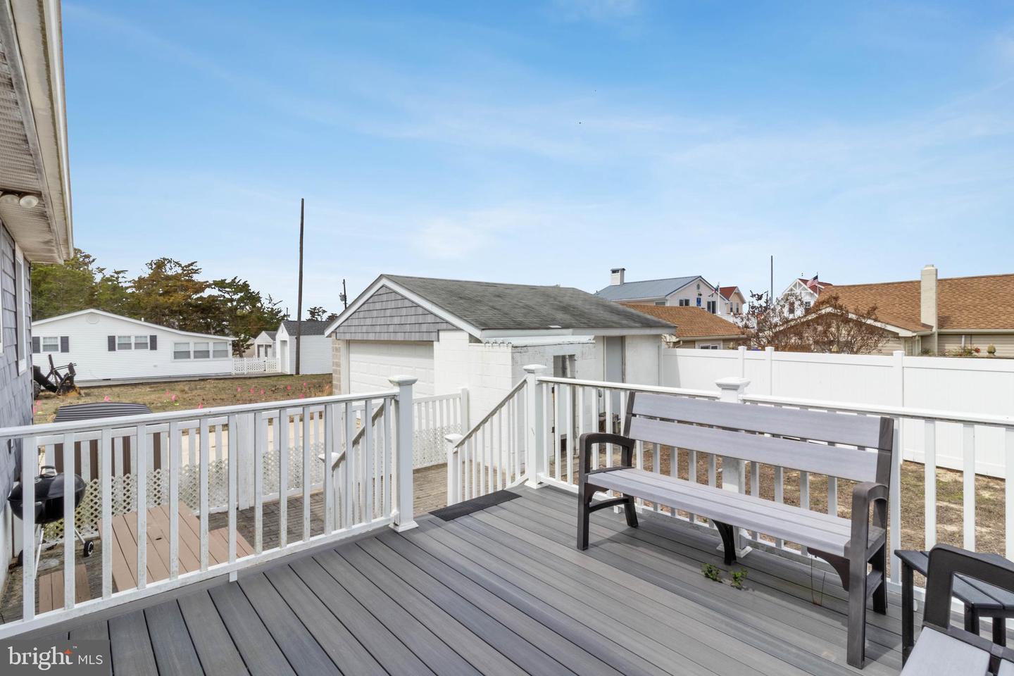 29121 Pine St Property Photo 18