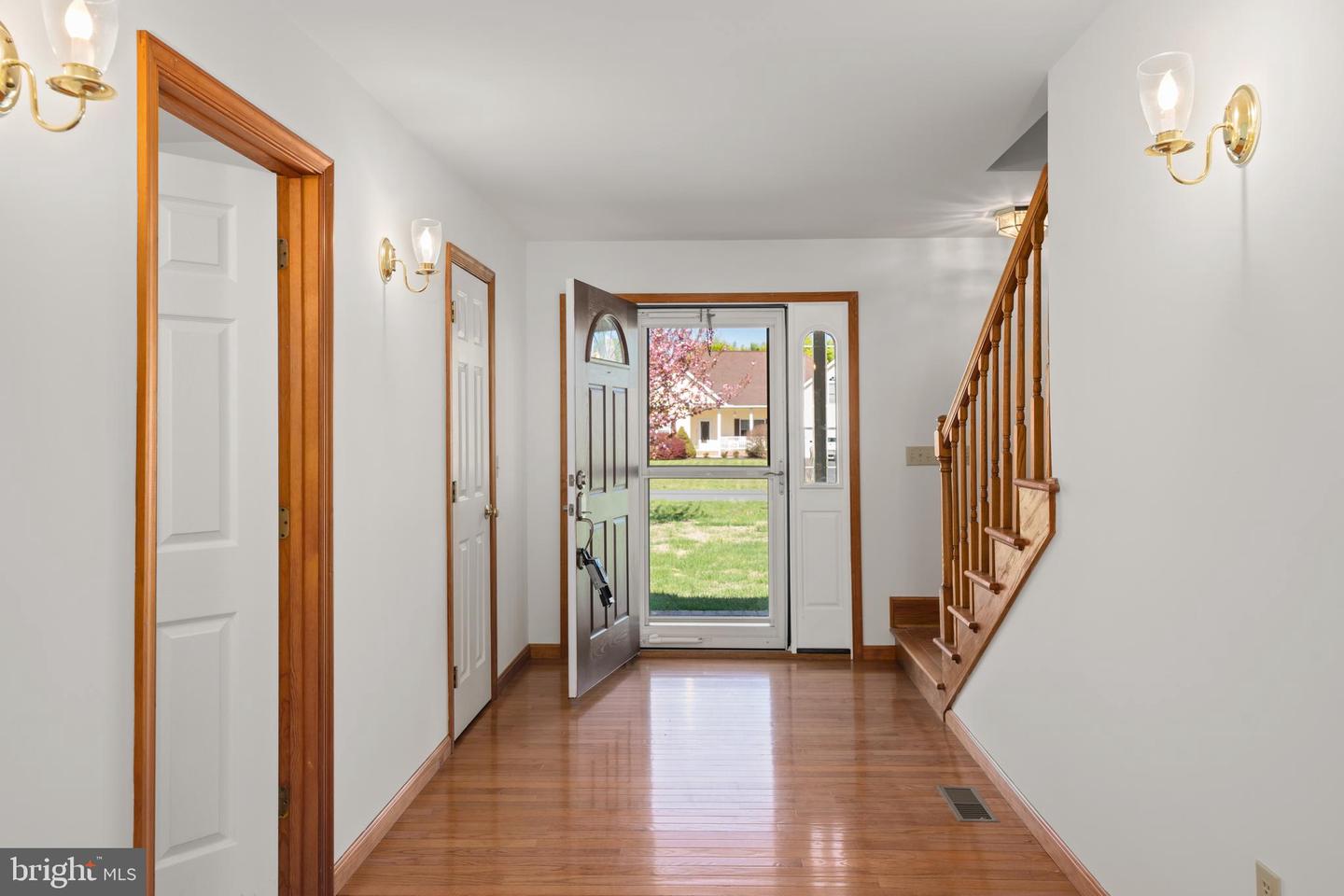 3 Kinsley Ln Property Photo 4