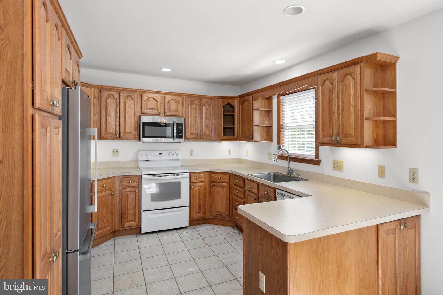 3 Kinsley Ln Property Photo 8