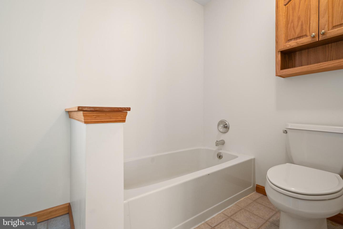 3 Kinsley Ln Property Photo 17