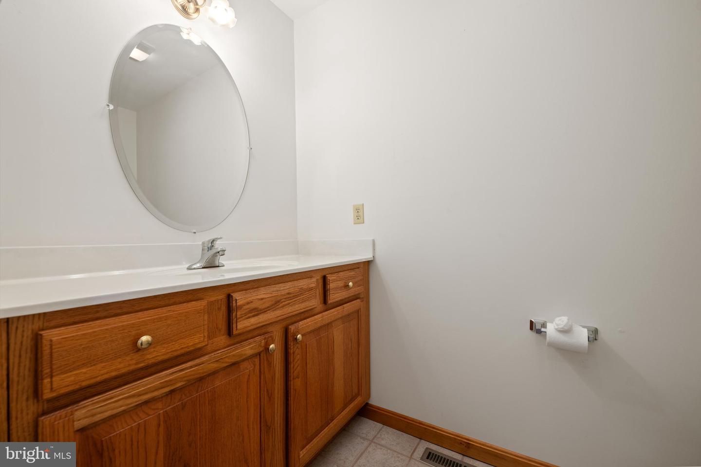 3 Kinsley Ln Property Photo 20