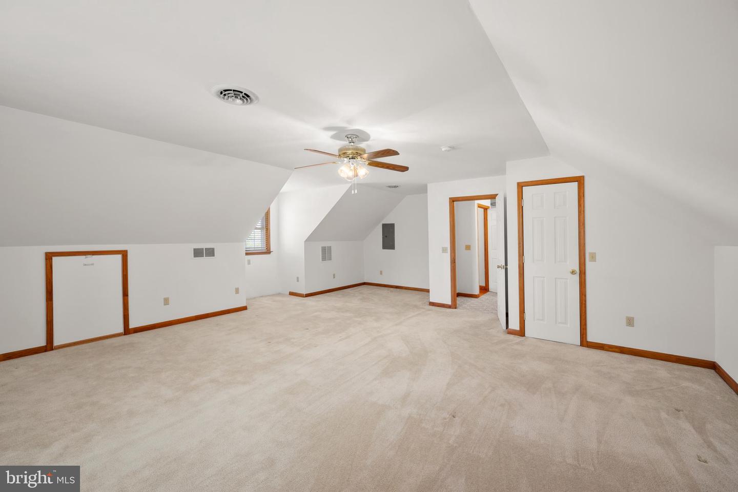 3 Kinsley Ln Property Photo 22