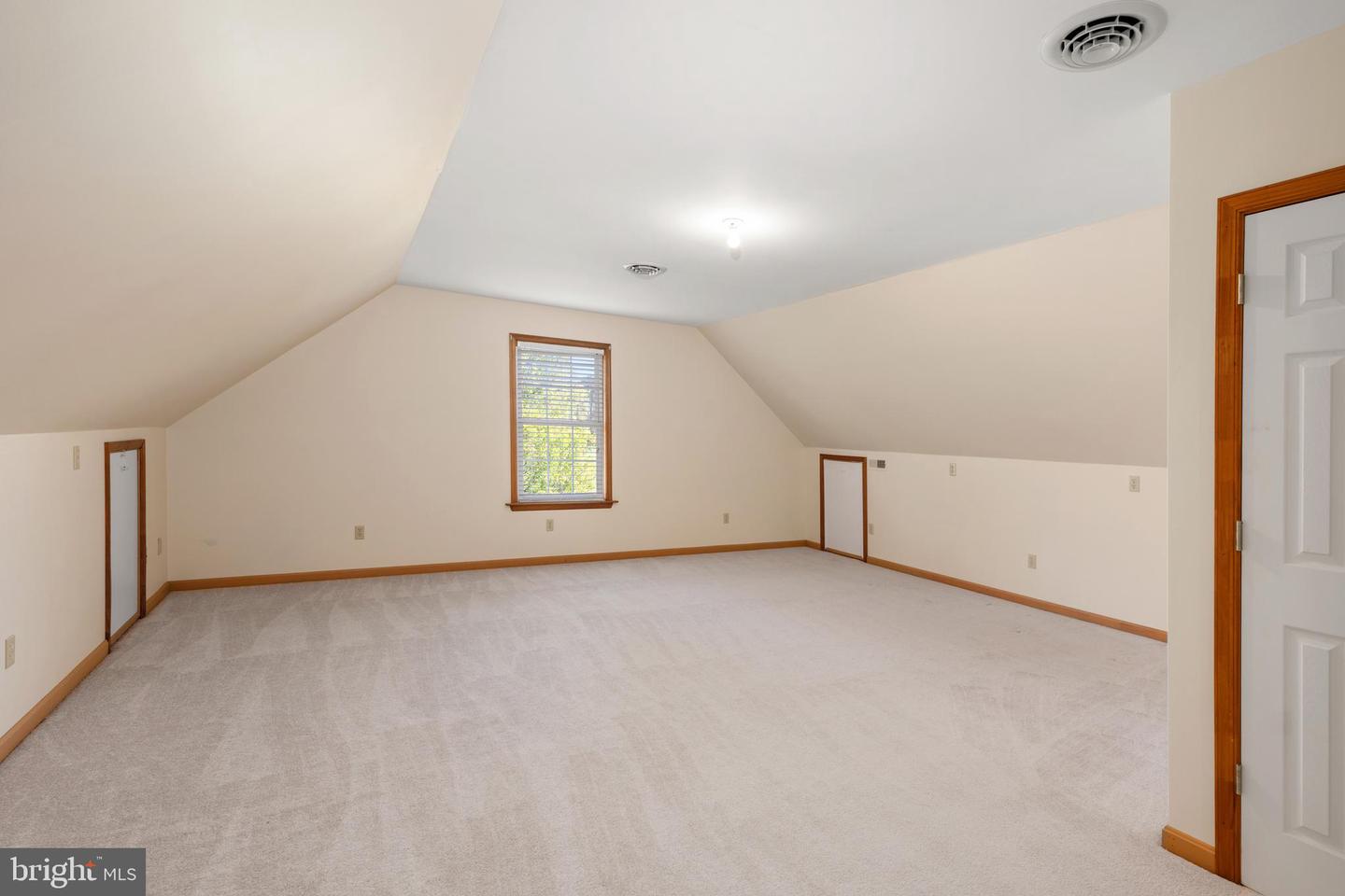 3 Kinsley Ln Property Photo 23