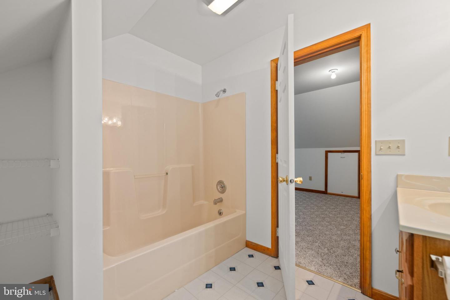 3 Kinsley Ln Property Photo 26