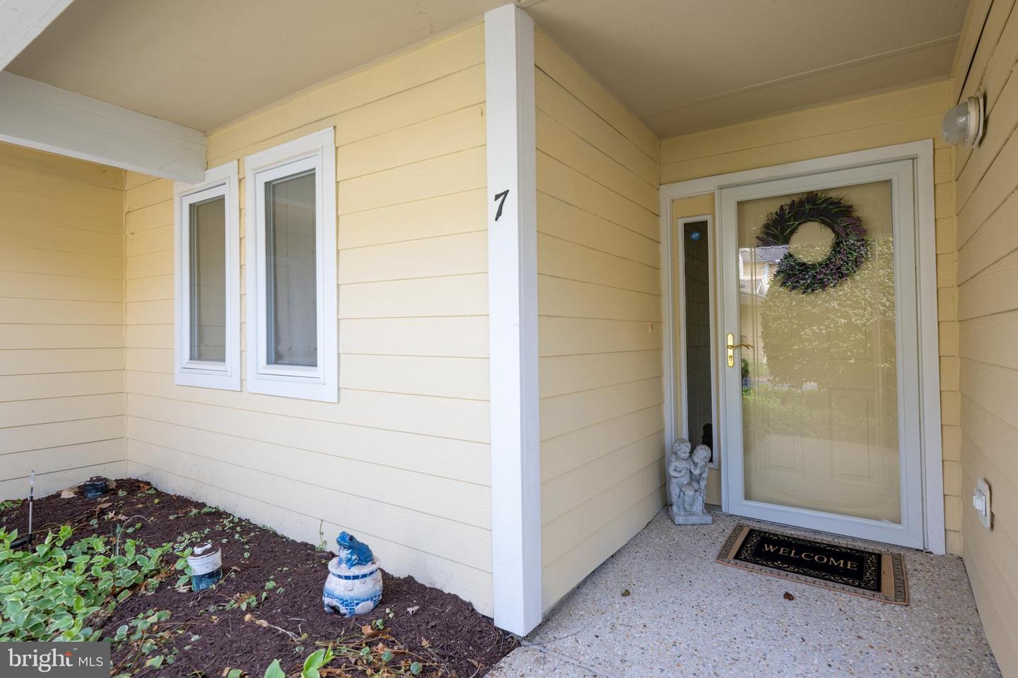 7 Beech Ct #6.5d Property Photo 3