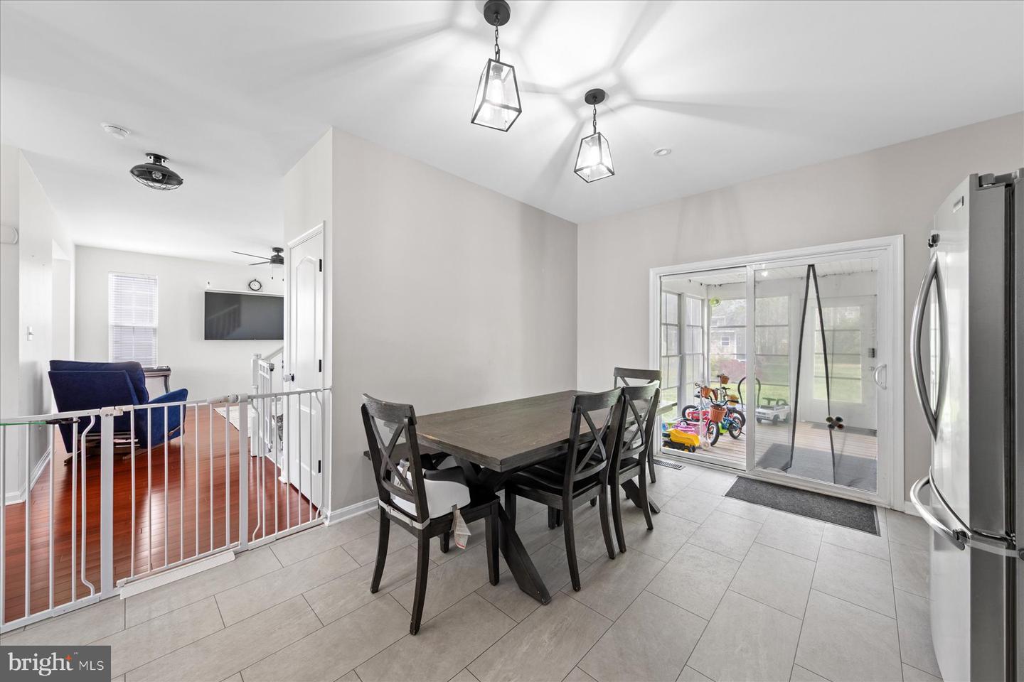 24894 Rivers Edge Rd Property Photo 13