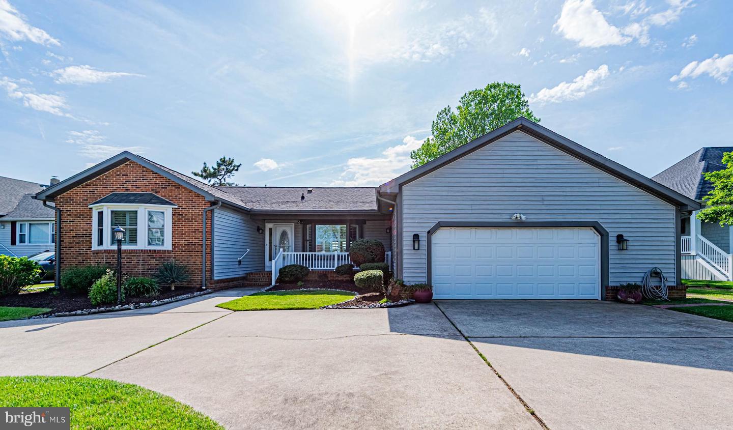 38396 WALNUT LN Property Photo 1
