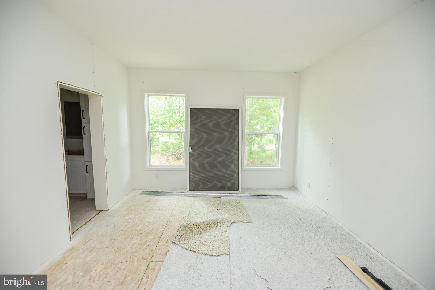 34300 Bob White Ln #726 Property Photo 14
