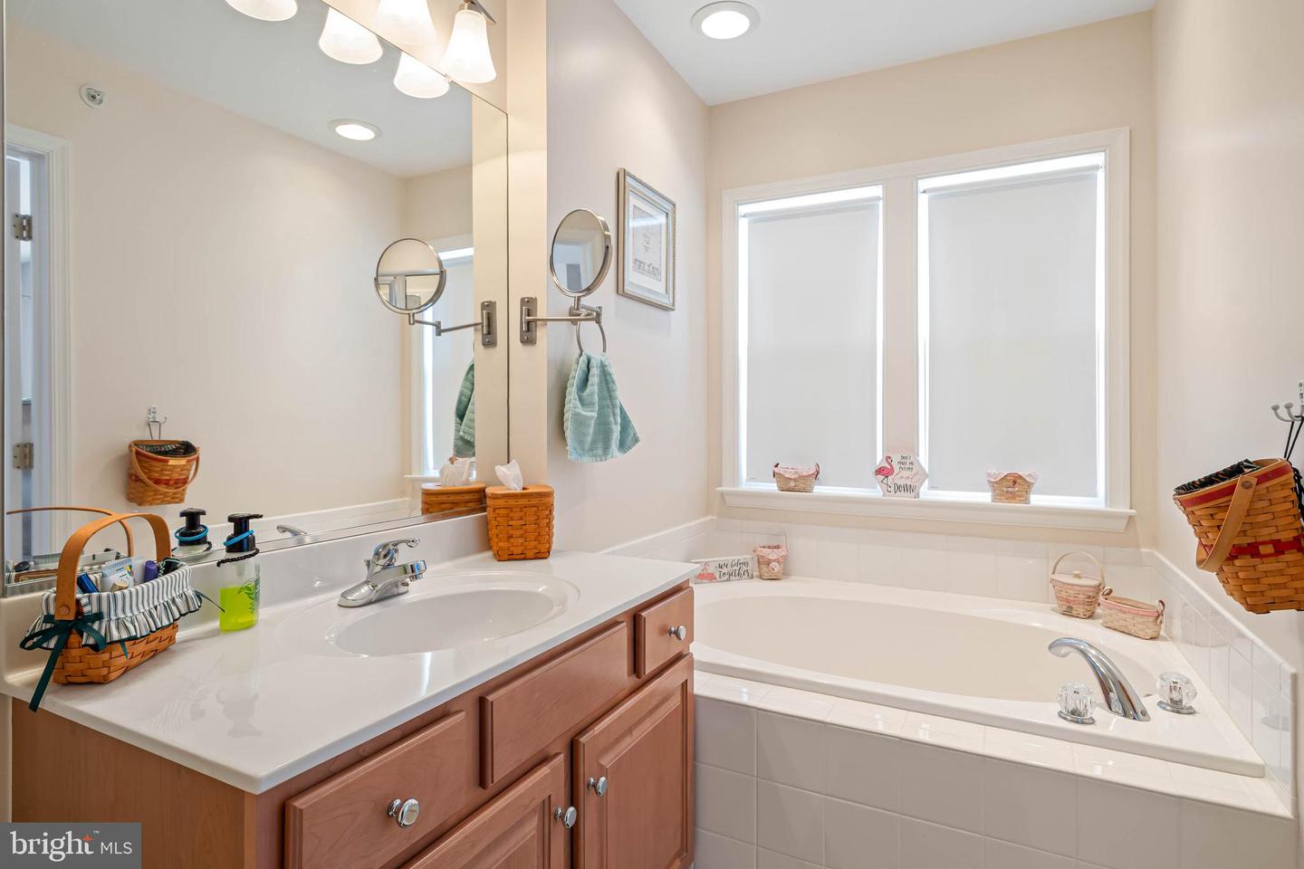 26765 Chatham Ln #b19-4 Property Photo 23