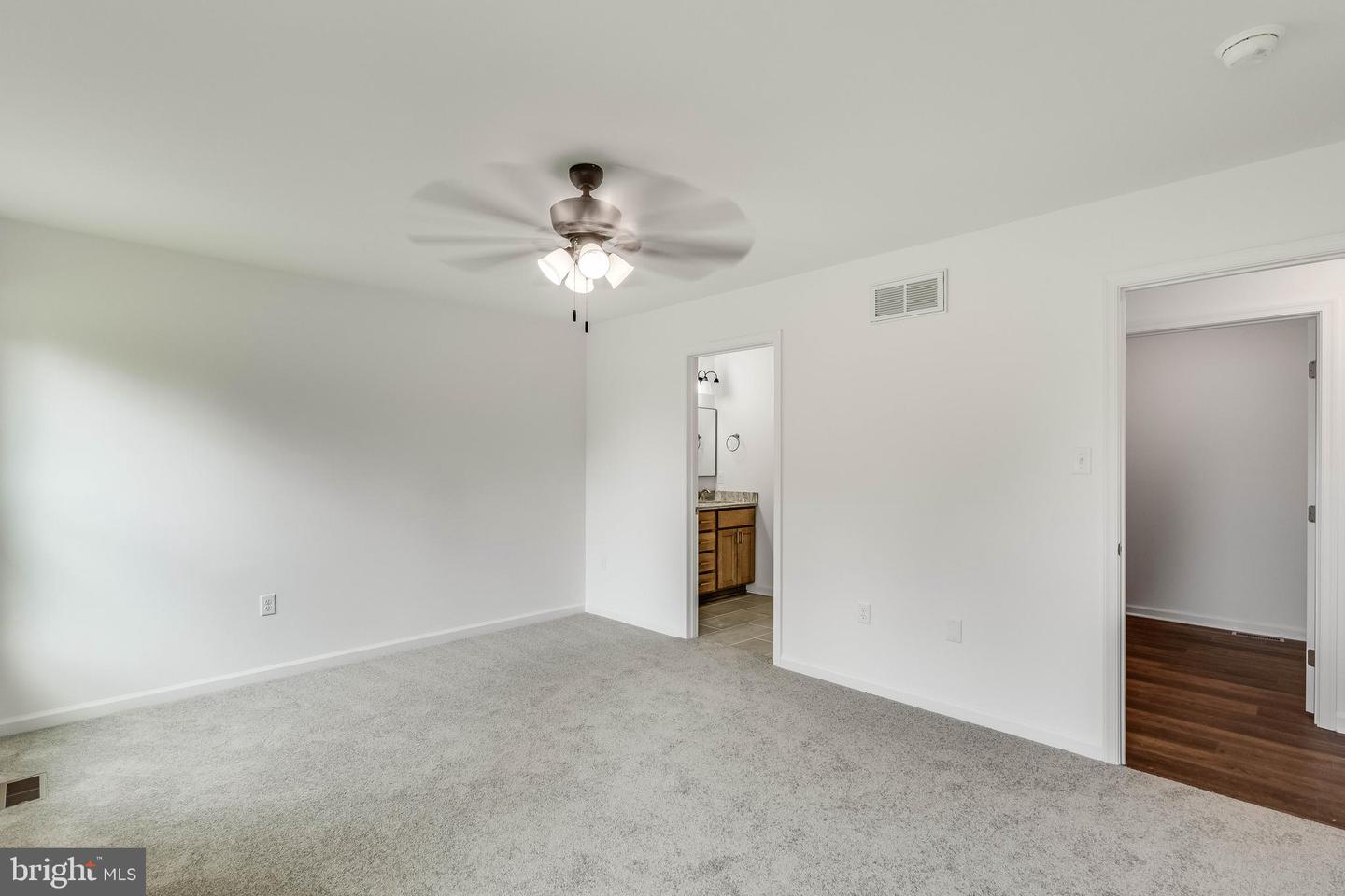 25544 Pheasant Run Property Photo 9