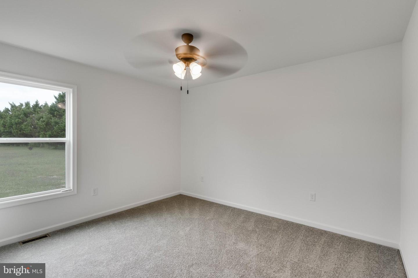 25544 Pheasant Run Property Photo 18