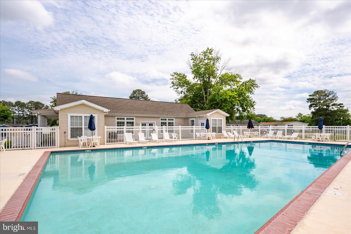 26264 Cove Dr Property Photo 52