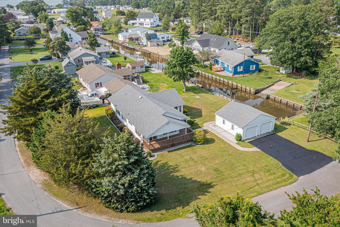 32408 Holly Ter Property Photo 1