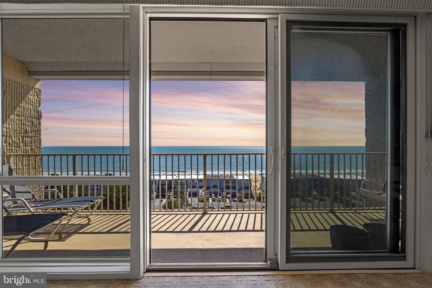21 Ocean #904 Property Photo 6