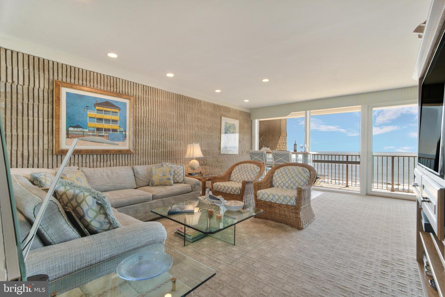 21 Ocean #904 Property Photo 7