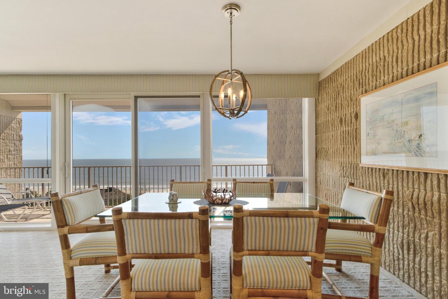 21 Ocean #904 Property Photo 8