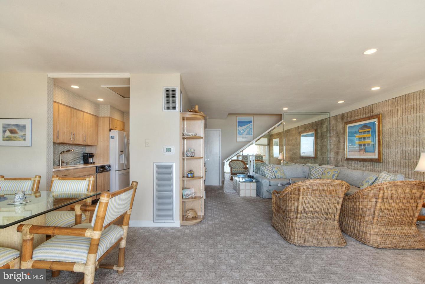 21 Ocean #904 Property Photo 27