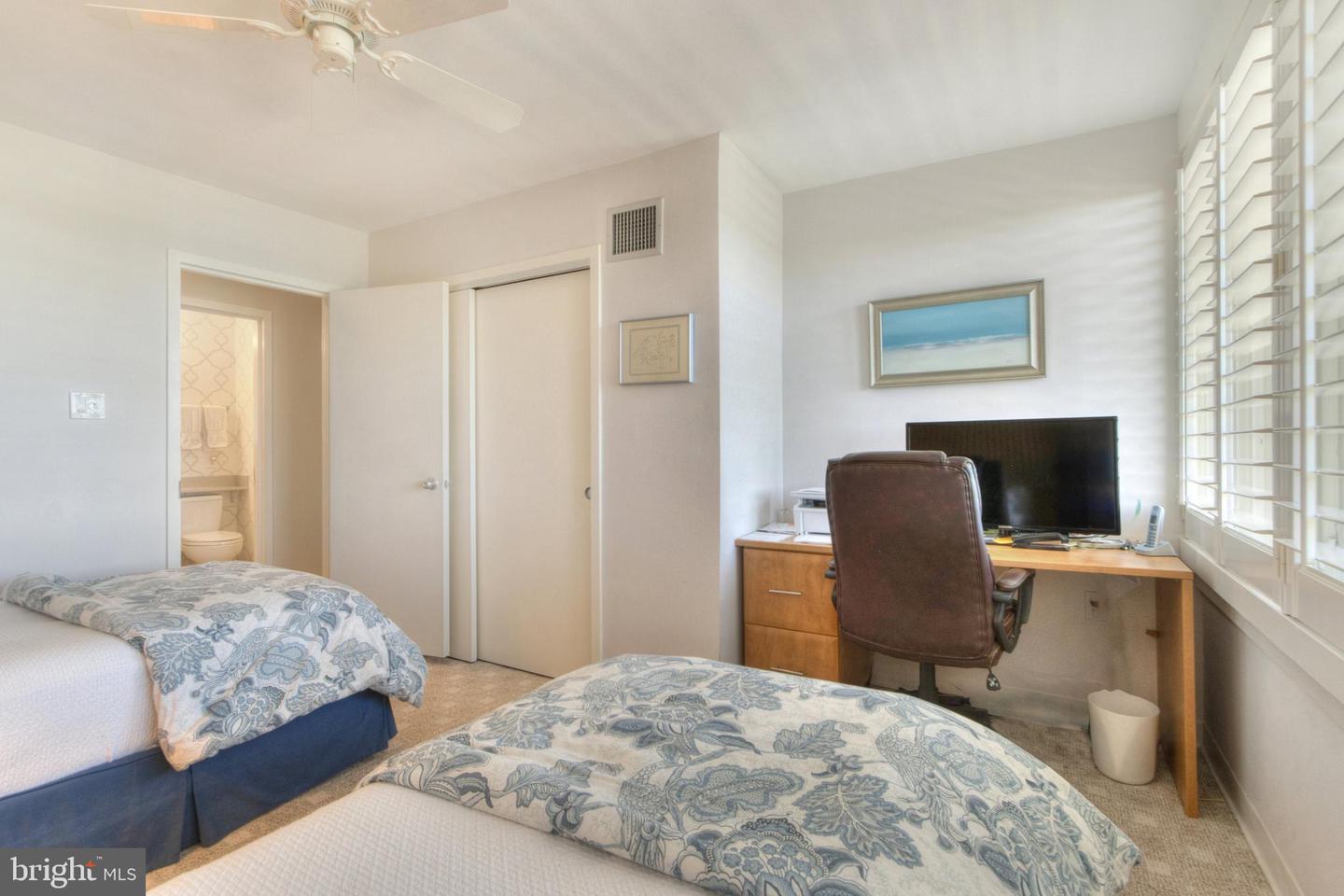 21 Ocean #904 Property Photo 30