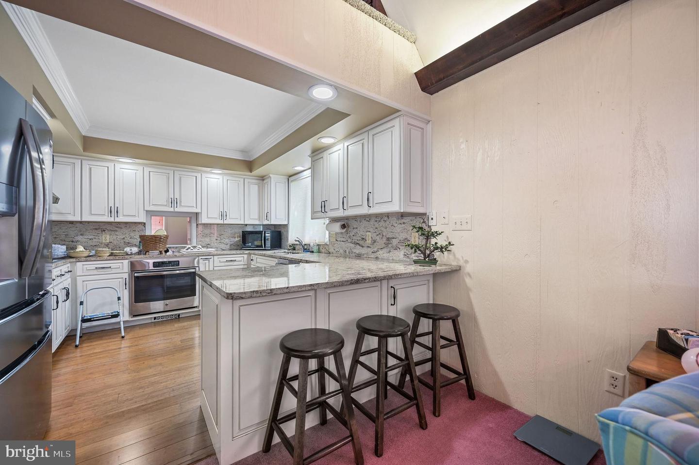 9155 Campbell Ln Property Photo 12