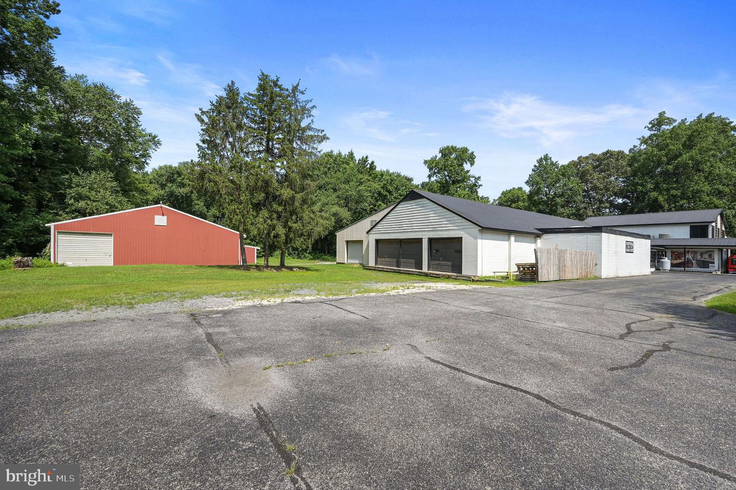 9155 Campbell Ln Property Photo 58