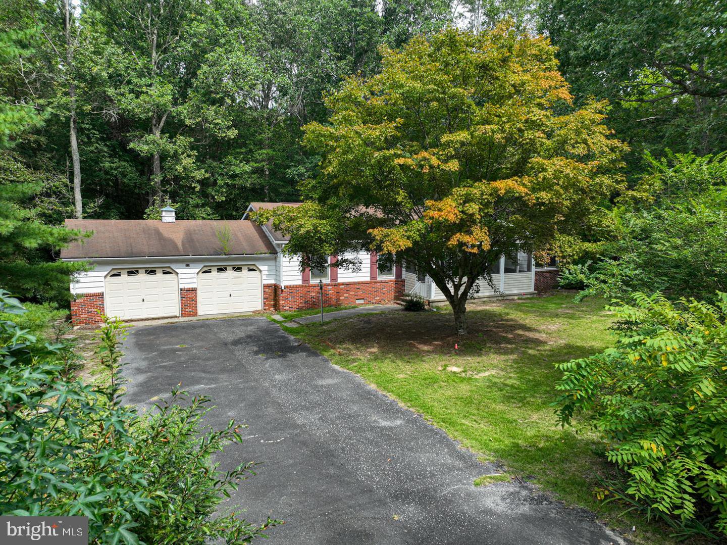 10883 Old Furnace Rd Property Photo 2