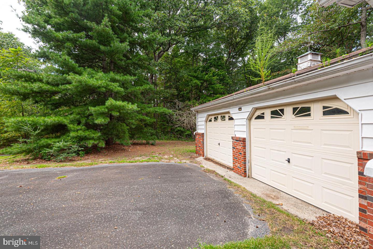 10883 Old Furnace Rd Property Photo 6