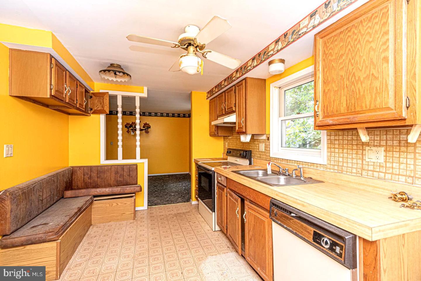10883 Old Furnace Rd Property Photo 27