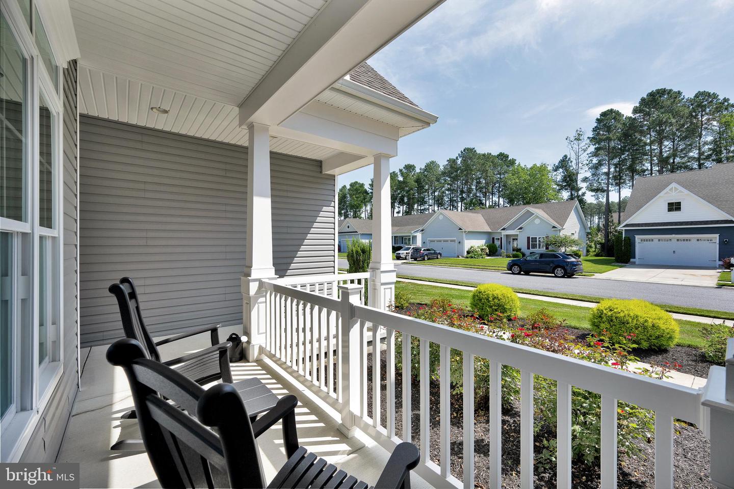 18131 Emerson Way Property Photo 4