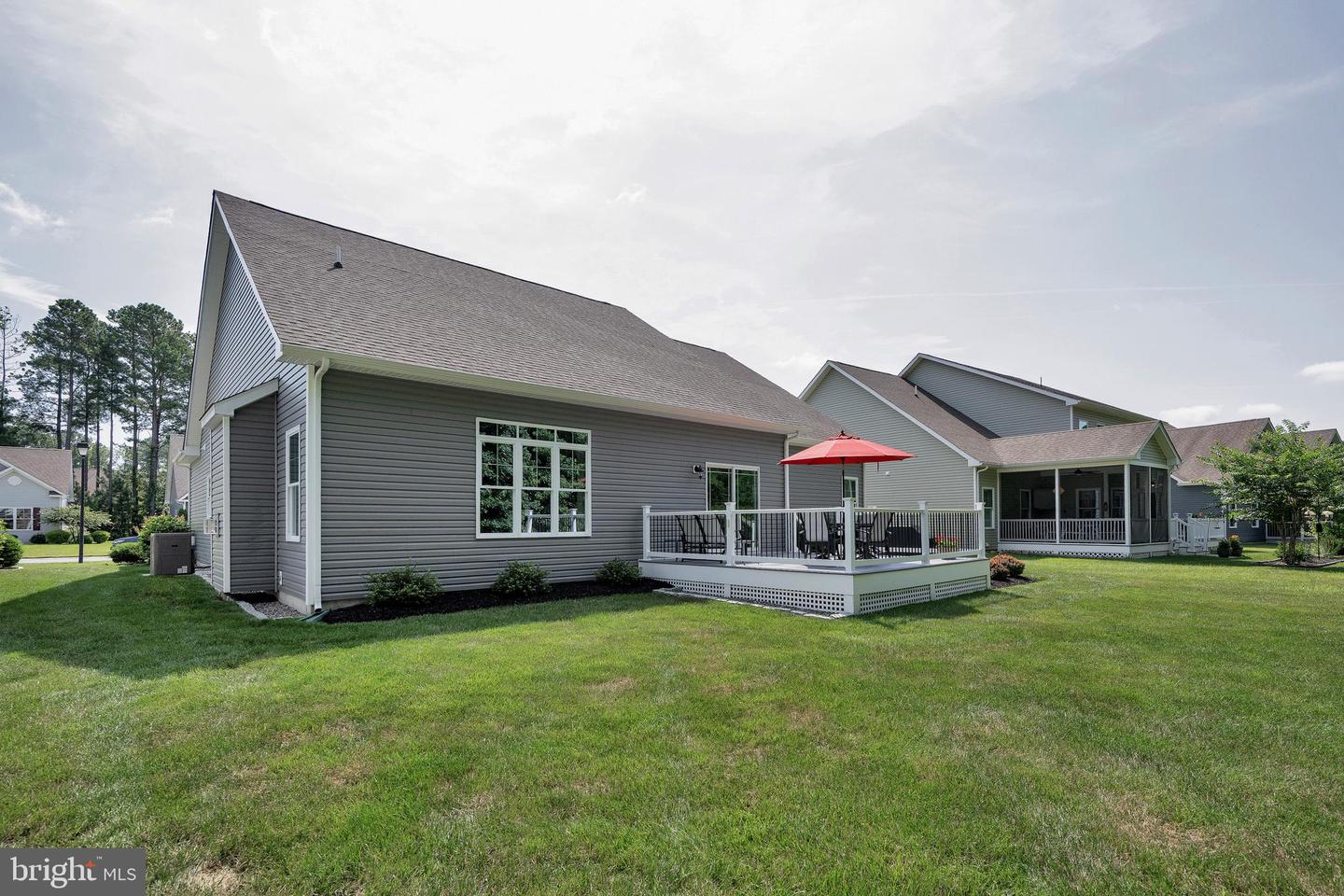 18131 Emerson Way Property Photo 39