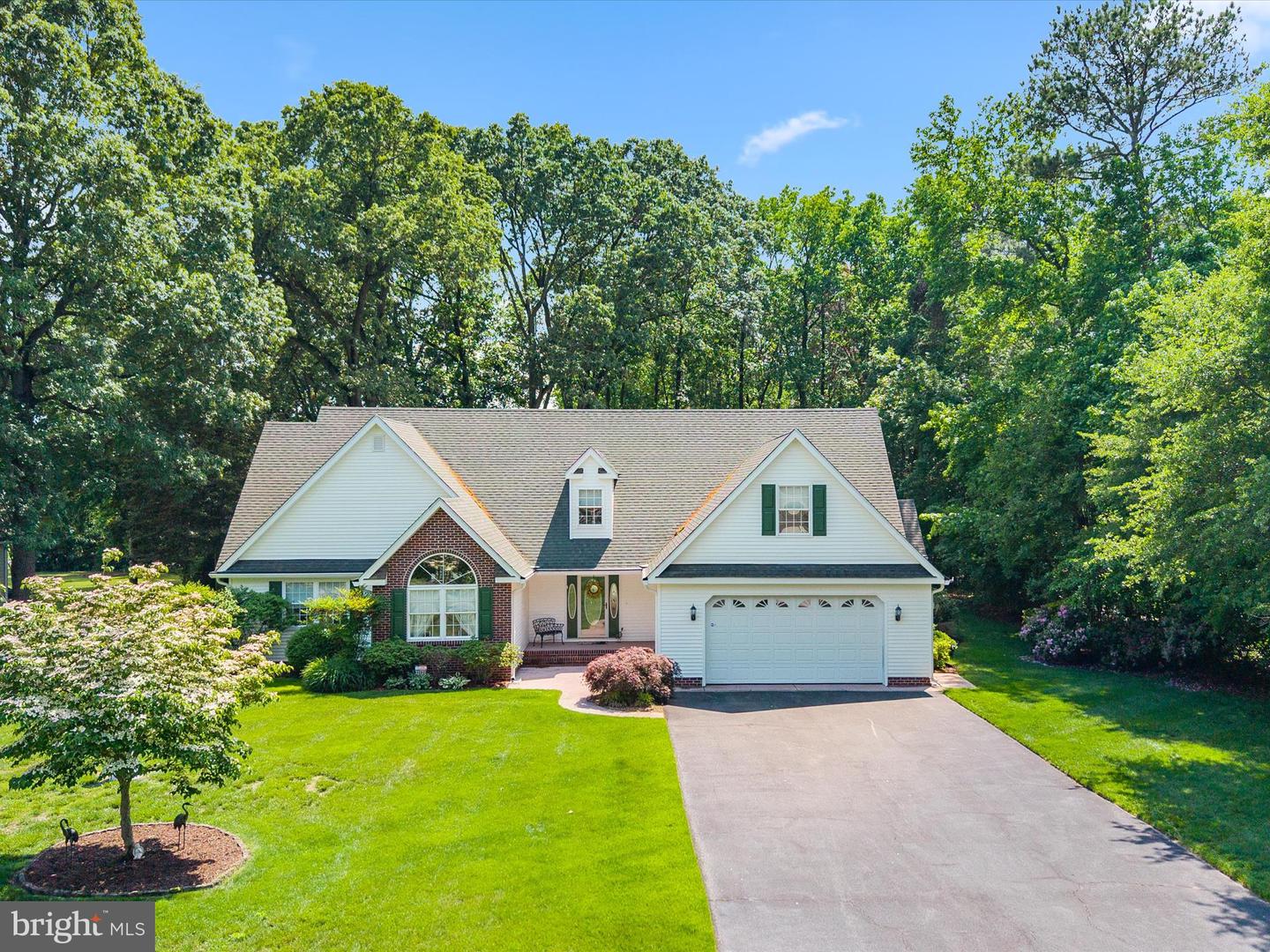 22121 Woods Edge Ct Property Photo 1
