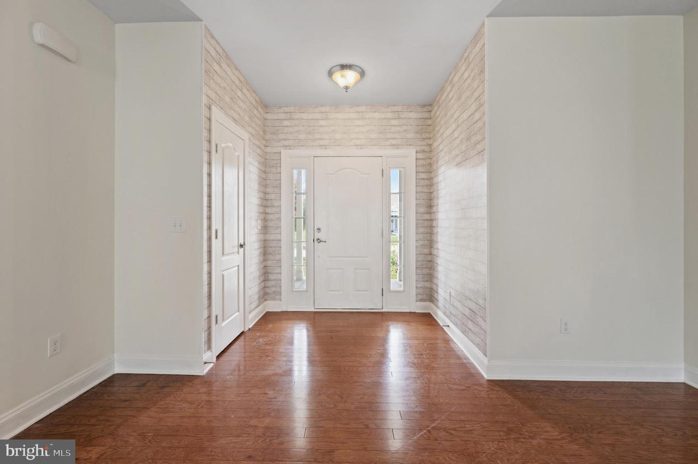 33301 Bayberry Ct Property Photo 10