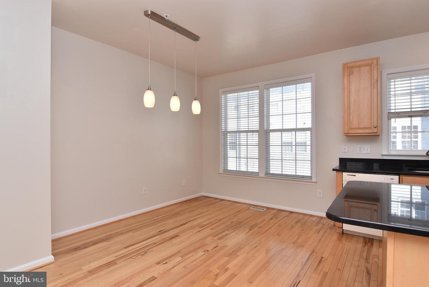 26767 Chatham Ln #b19-5 Property Photo 7