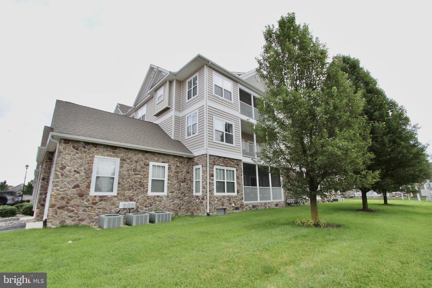 4302 SUMMER BROOK WAY #4307G Property Photo 1