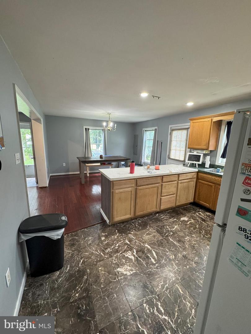 602 E Laurel Street Ext Property Photo 14