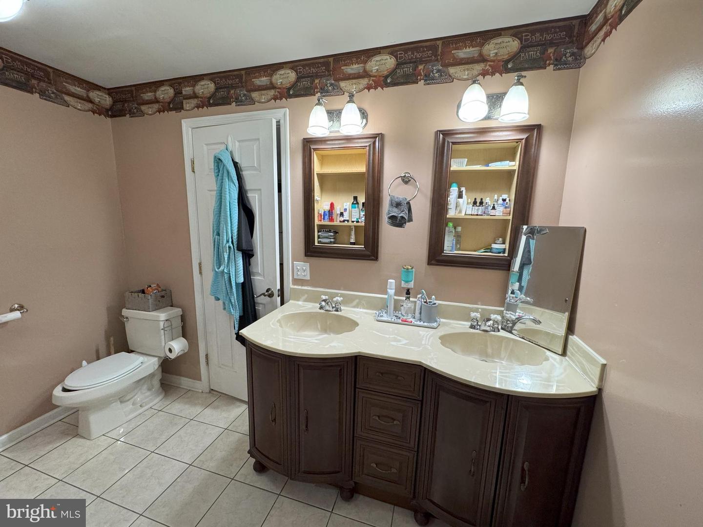 602 E Laurel Street Ext Property Photo 26