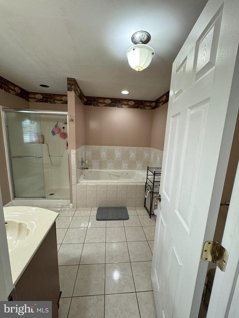 602 E Laurel Street Ext Property Photo 29