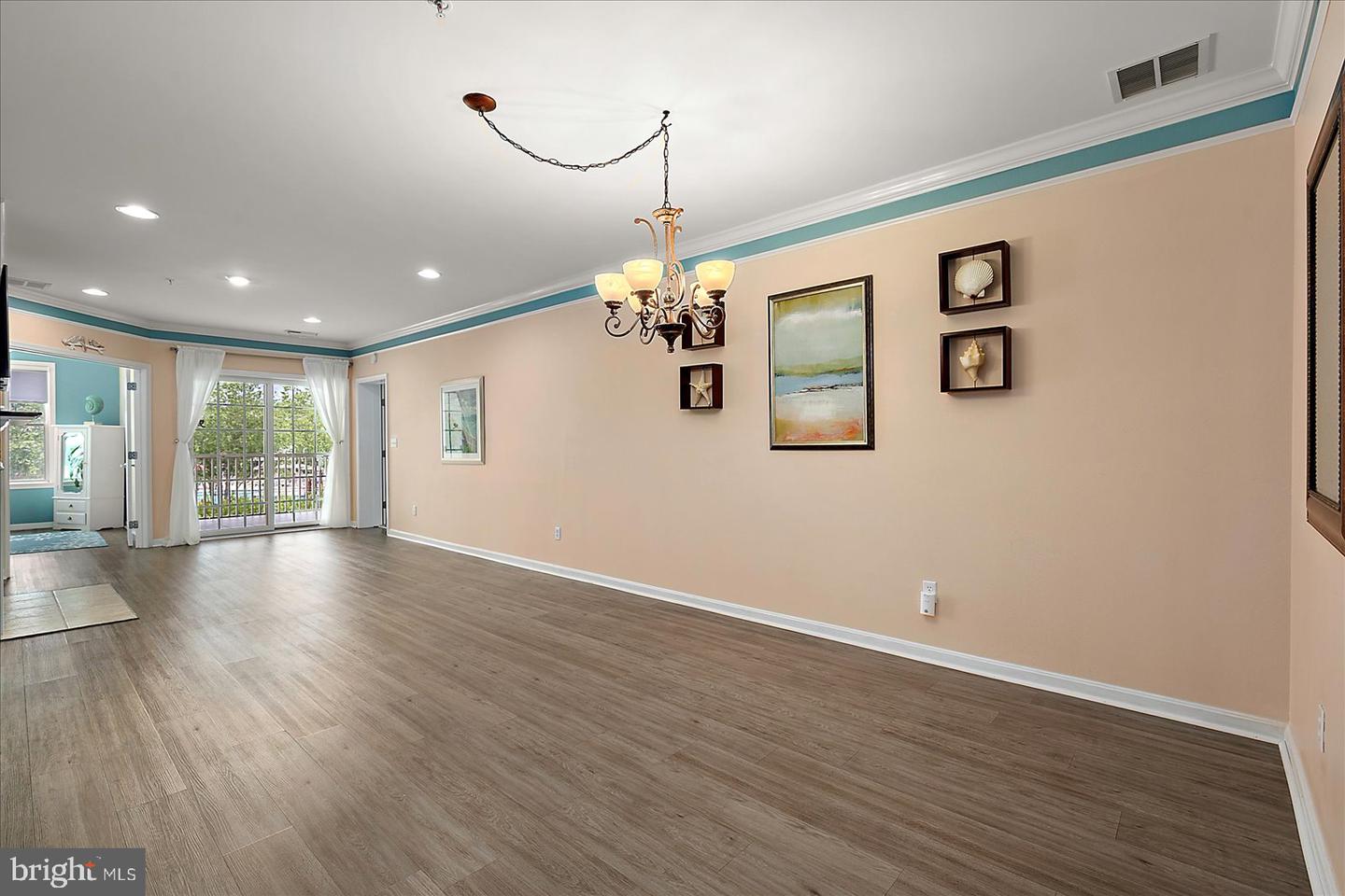 31574 Winterberry Pkwy #109 Property Photo 9