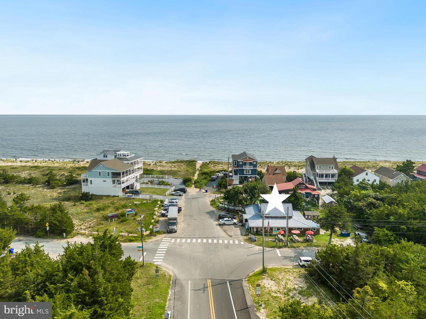 2 S Bay Shore Dr Property Photo 4