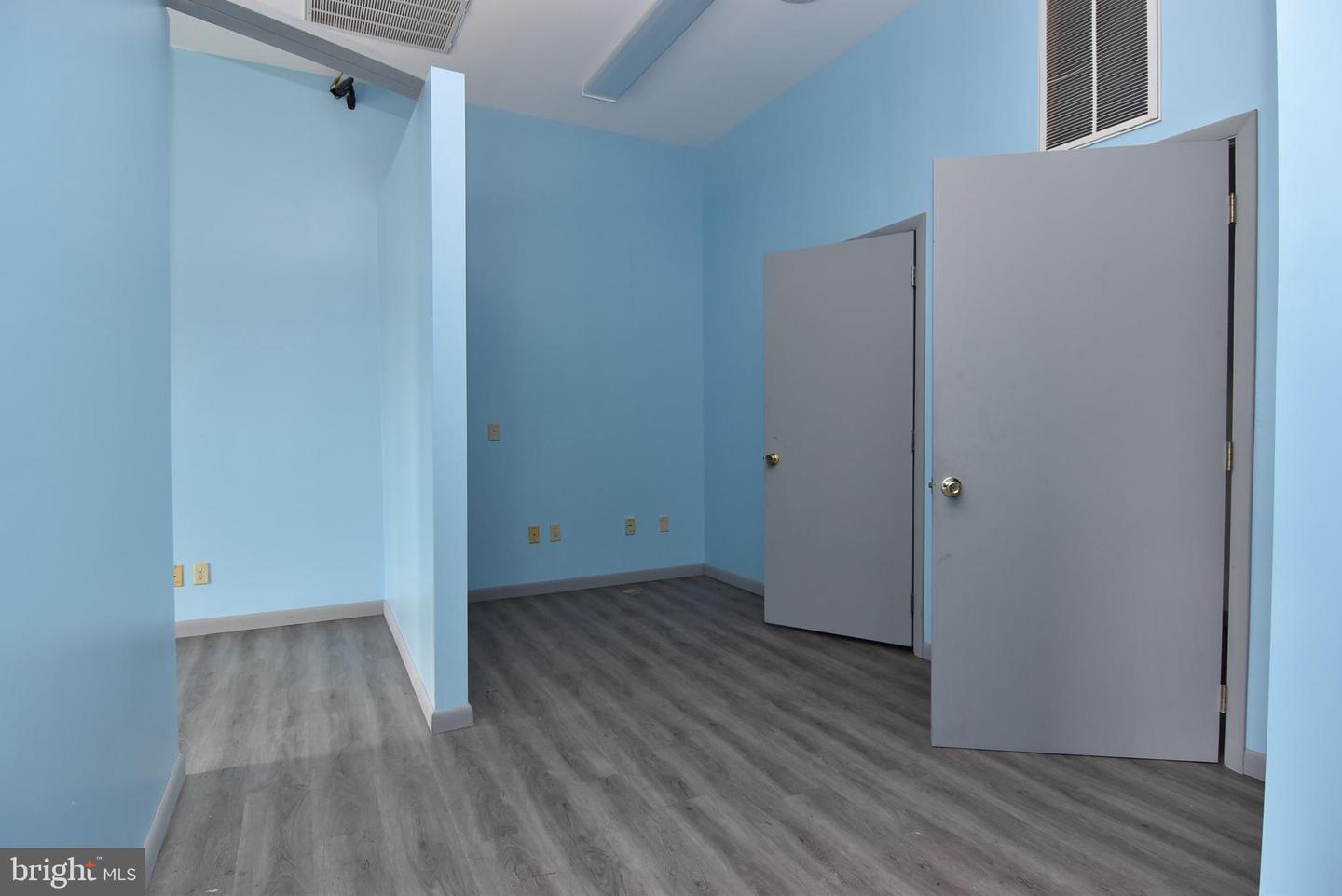 30616 Property Photo 9
