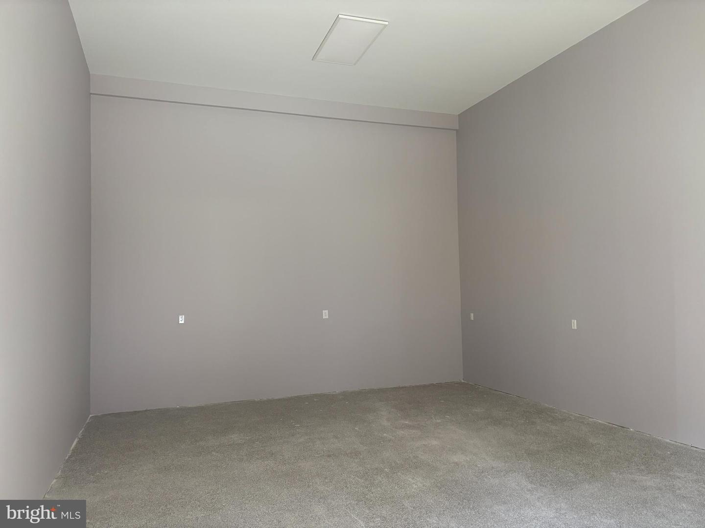 30616 Property Photo 15
