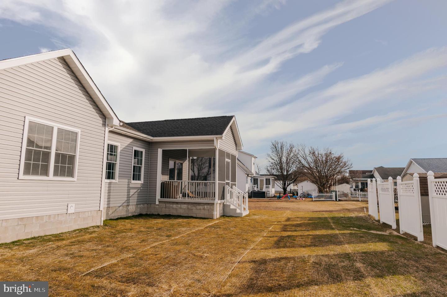 36768 Breakwater Run Property Photo 13