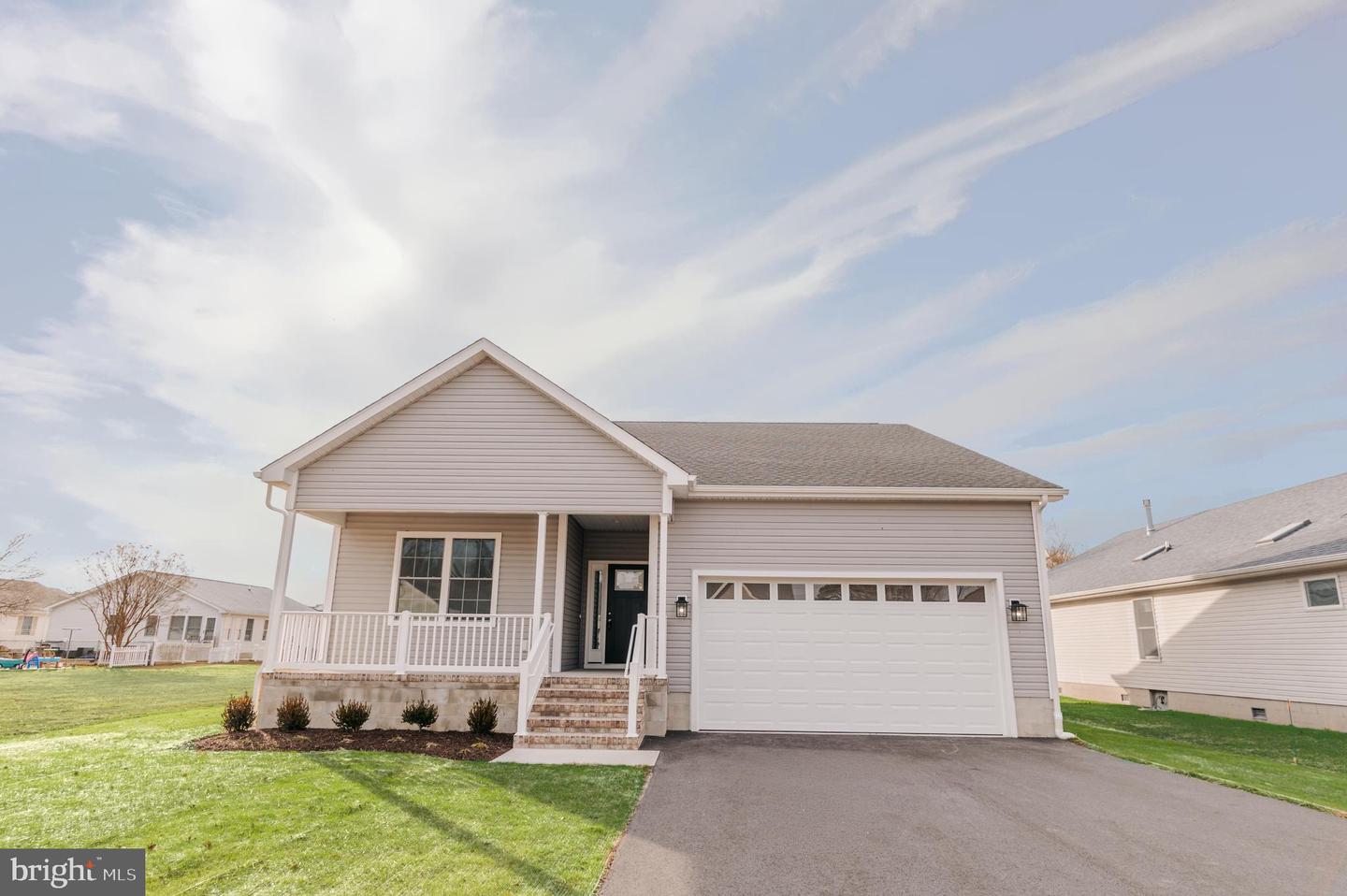 36768 Breakwater Run Property Photo 15