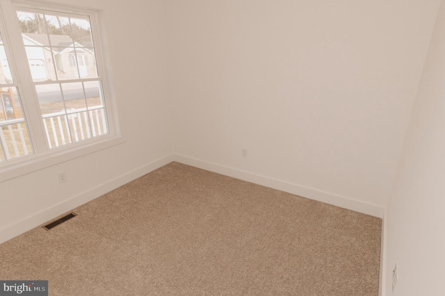 36768 Breakwater Run Property Photo 23