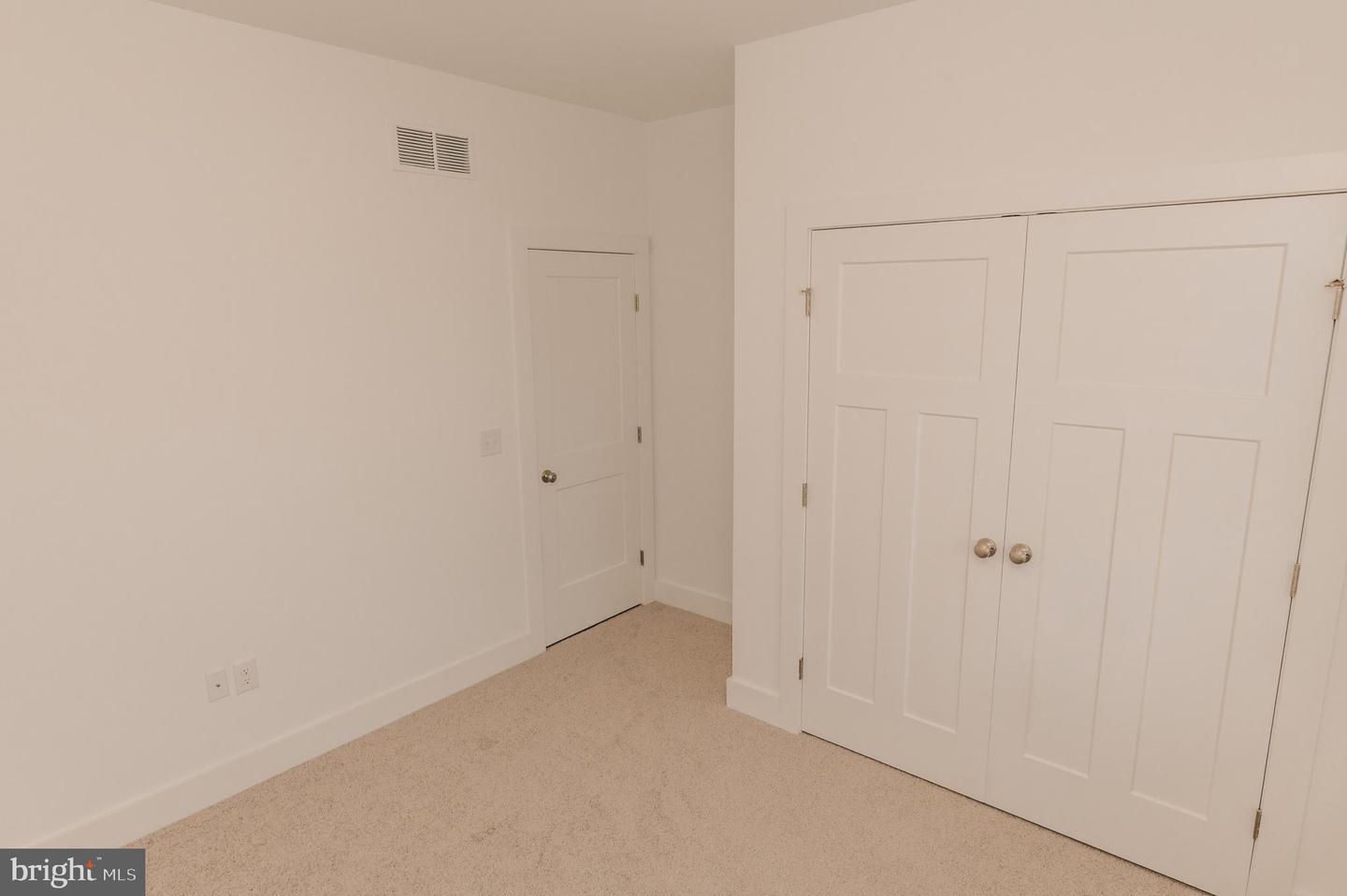 36768 Breakwater Run Property Photo 26