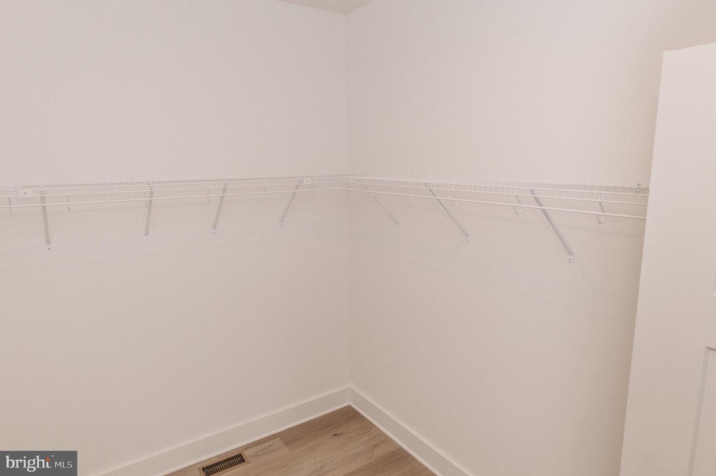 36768 Breakwater Run Property Photo 55