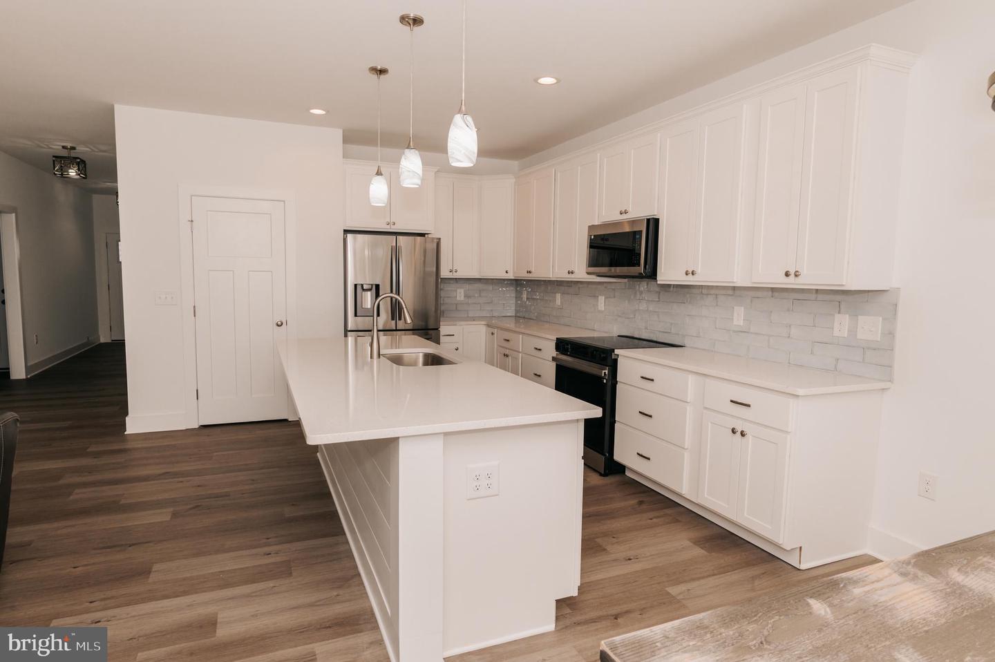 36768 Breakwater Run Property Photo 92