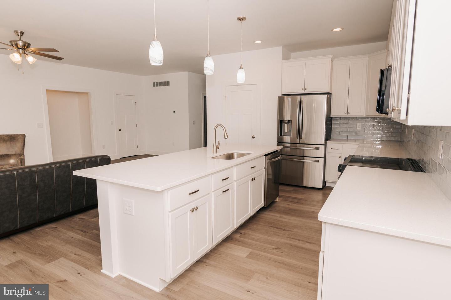 36768 Breakwater Run Property Photo 93