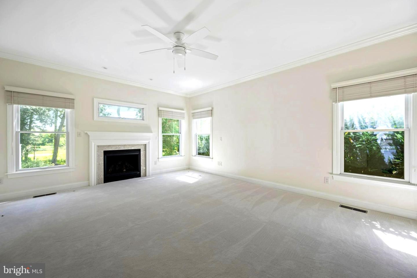 154 W Shore Dr Property Photo 24