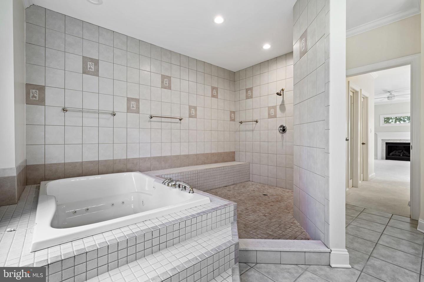 154 W Shore Dr Property Photo 31