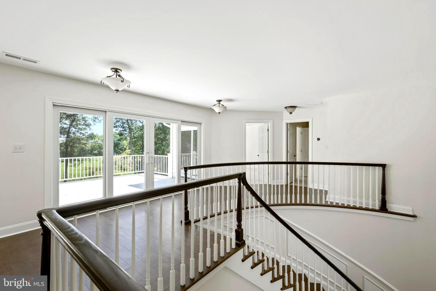154 W Shore Dr Property Photo 35